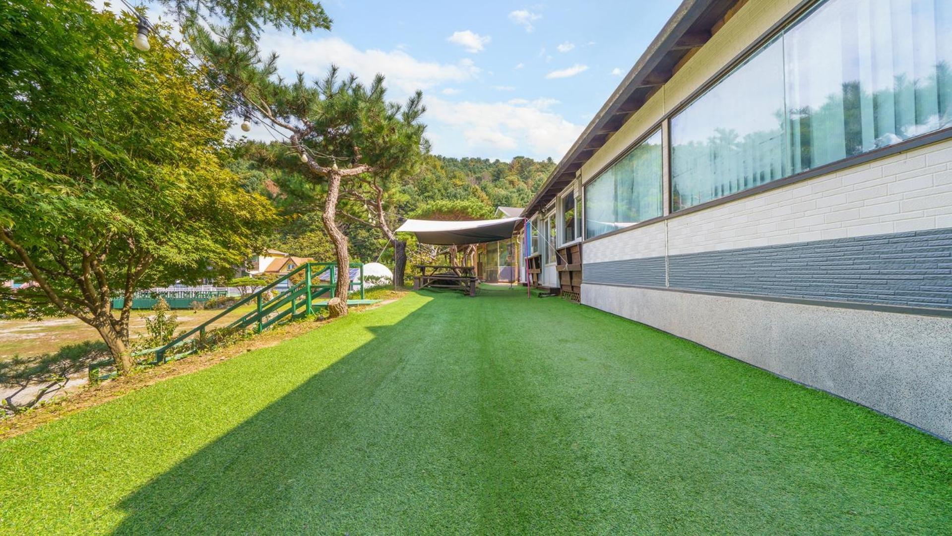 Hongcheon Byeolkaem Kidspulbilla Hotell Rum bild